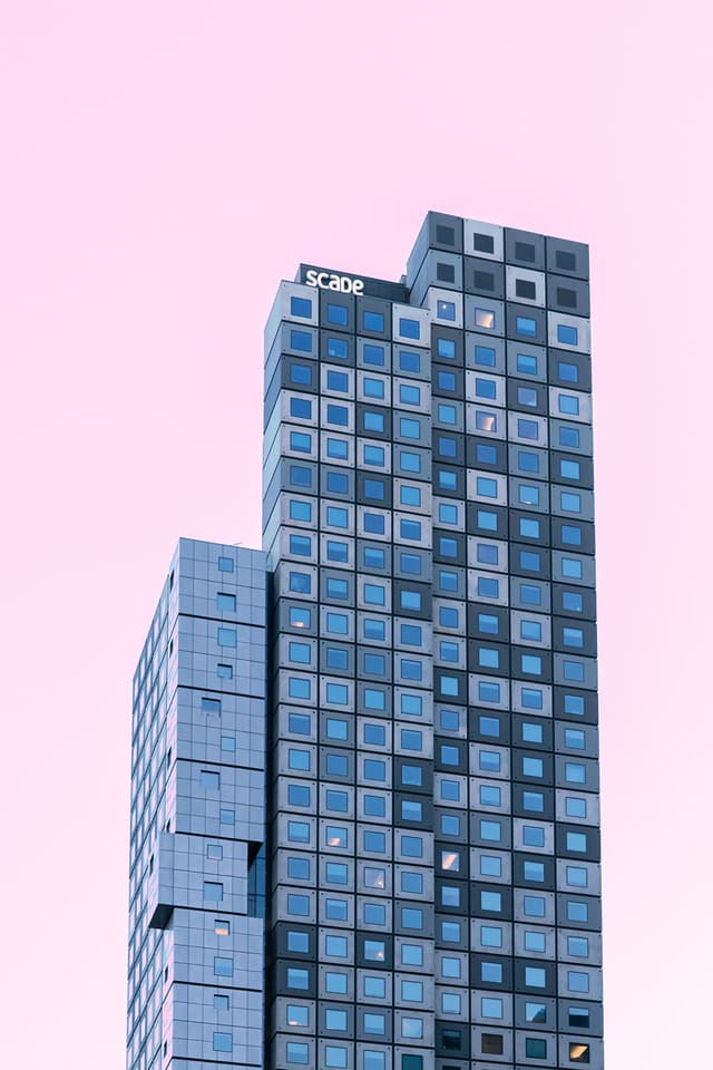 Image of a skyscraper